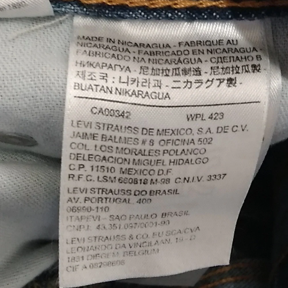 (A-77) SALE! NWT Levis 517 Bootcut Jeans Sz.38x38 W Flaws